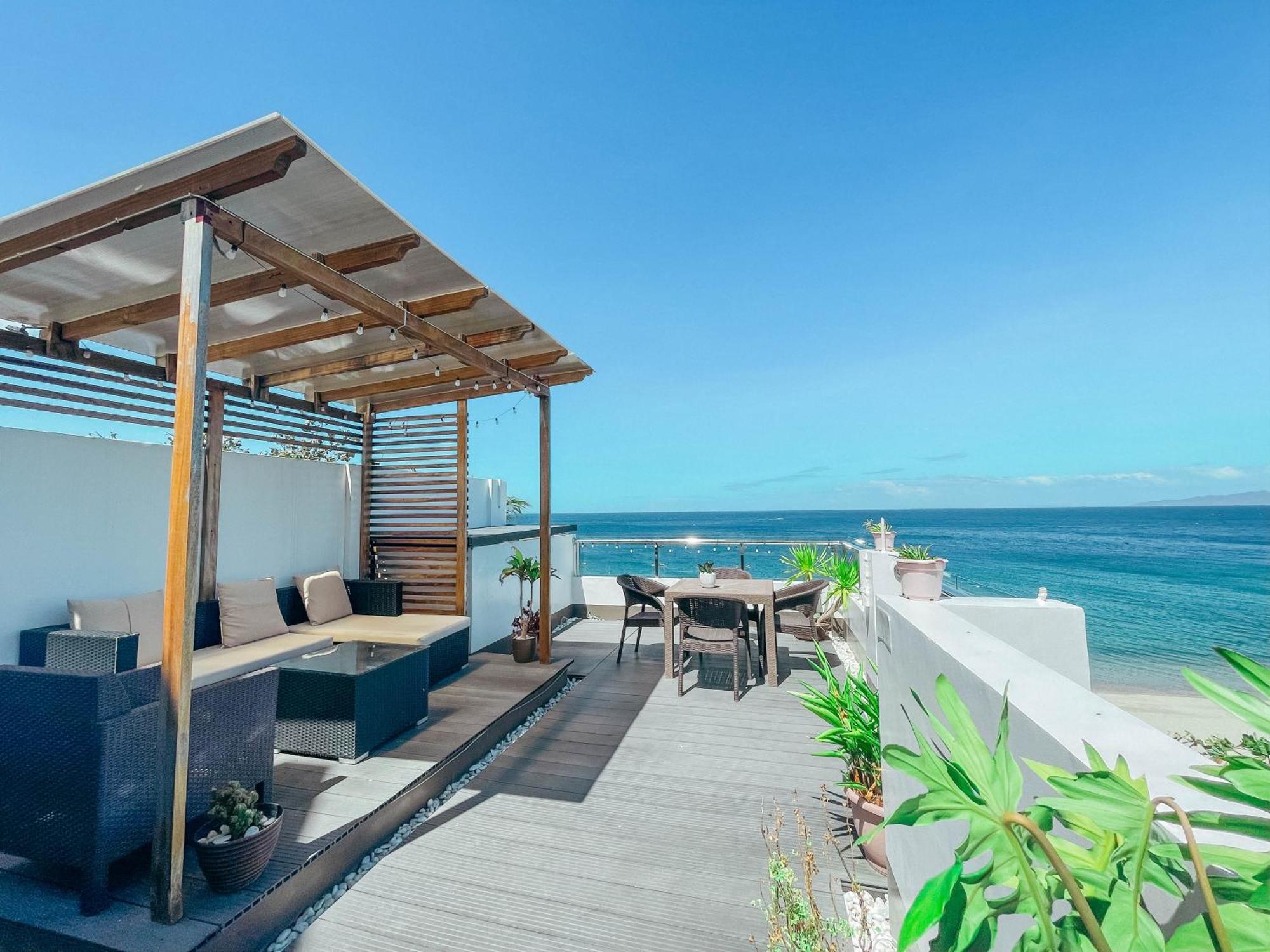 Casa Marco Suites Puerto Galera Powered By Cocotel Exterior foto