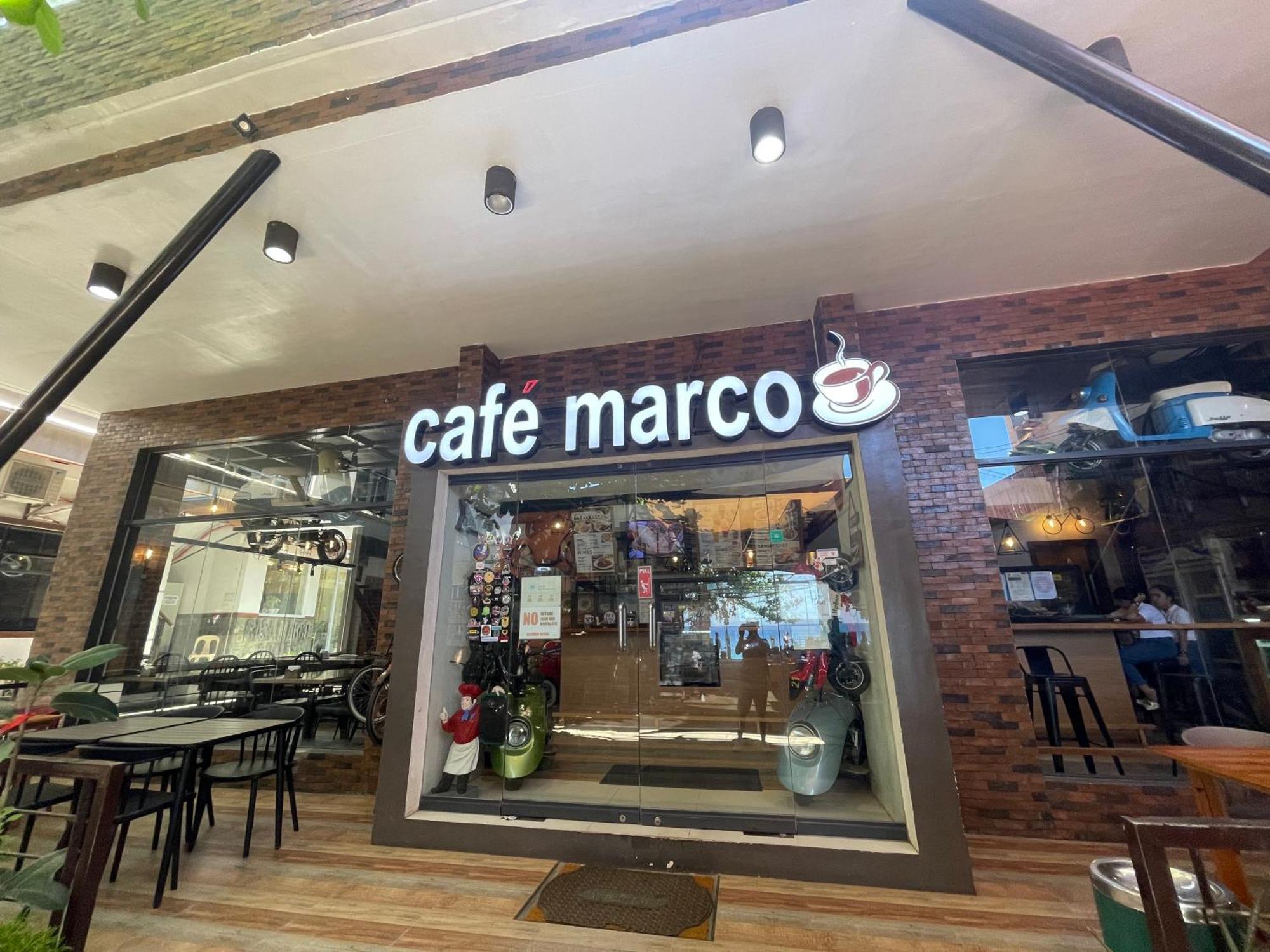 Casa Marco Suites Puerto Galera Powered By Cocotel Exterior foto