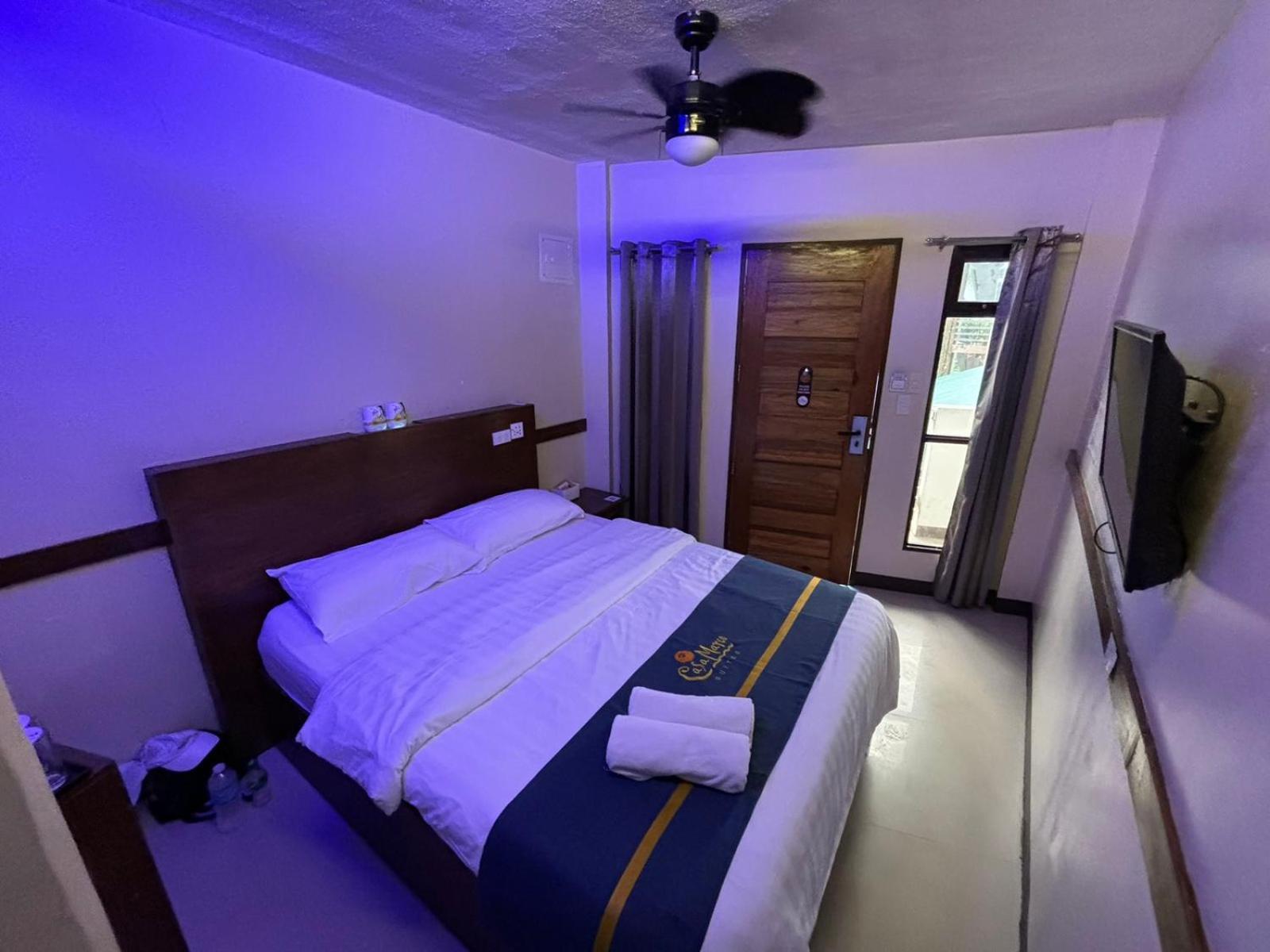 Casa Marco Suites Puerto Galera Powered By Cocotel Exterior foto