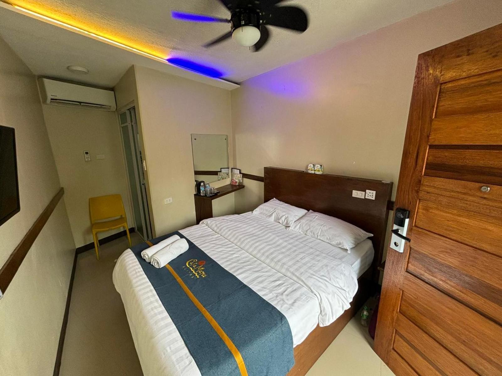 Casa Marco Suites Puerto Galera Powered By Cocotel Exterior foto